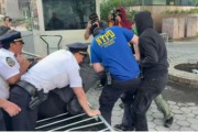 天降五夫洛杉矶之后，纽约也乱了，超20人被捕